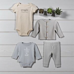 Baby Clothing Set in Cream and Gray